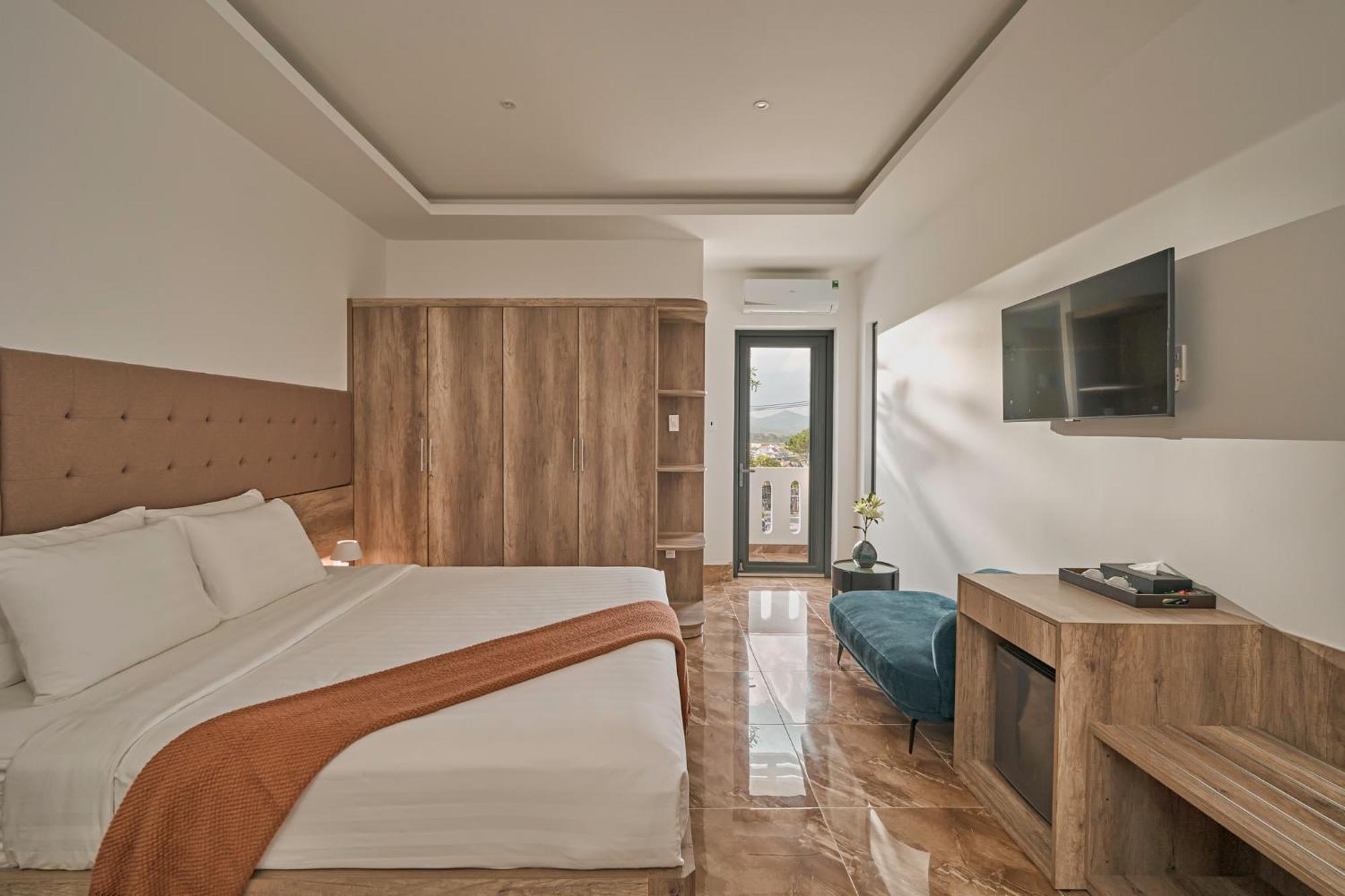 California Hotel Да Лат Екстериор снимка